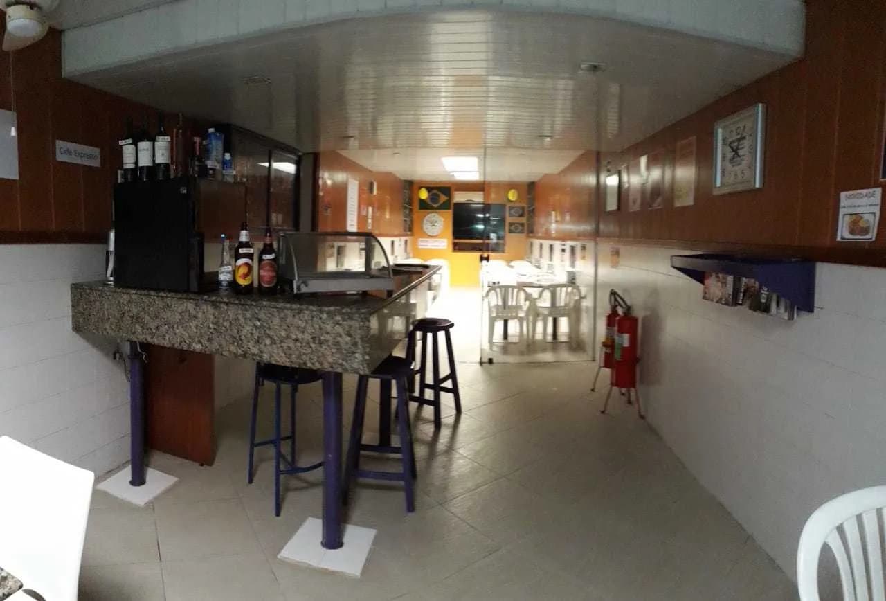 Balcão do bar e restaurante da sauna